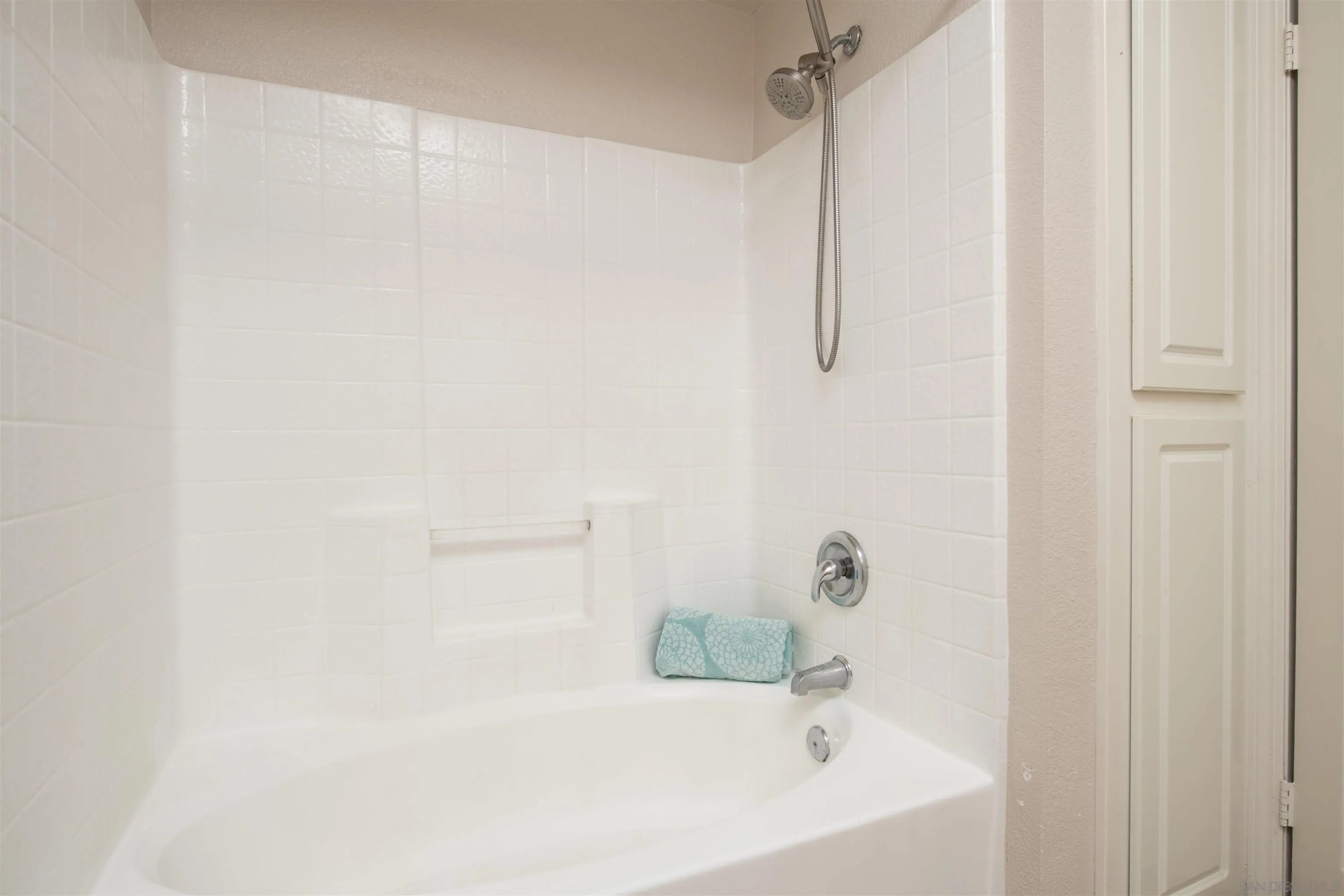 Photo #11: 260016035 Listing: Photo #11