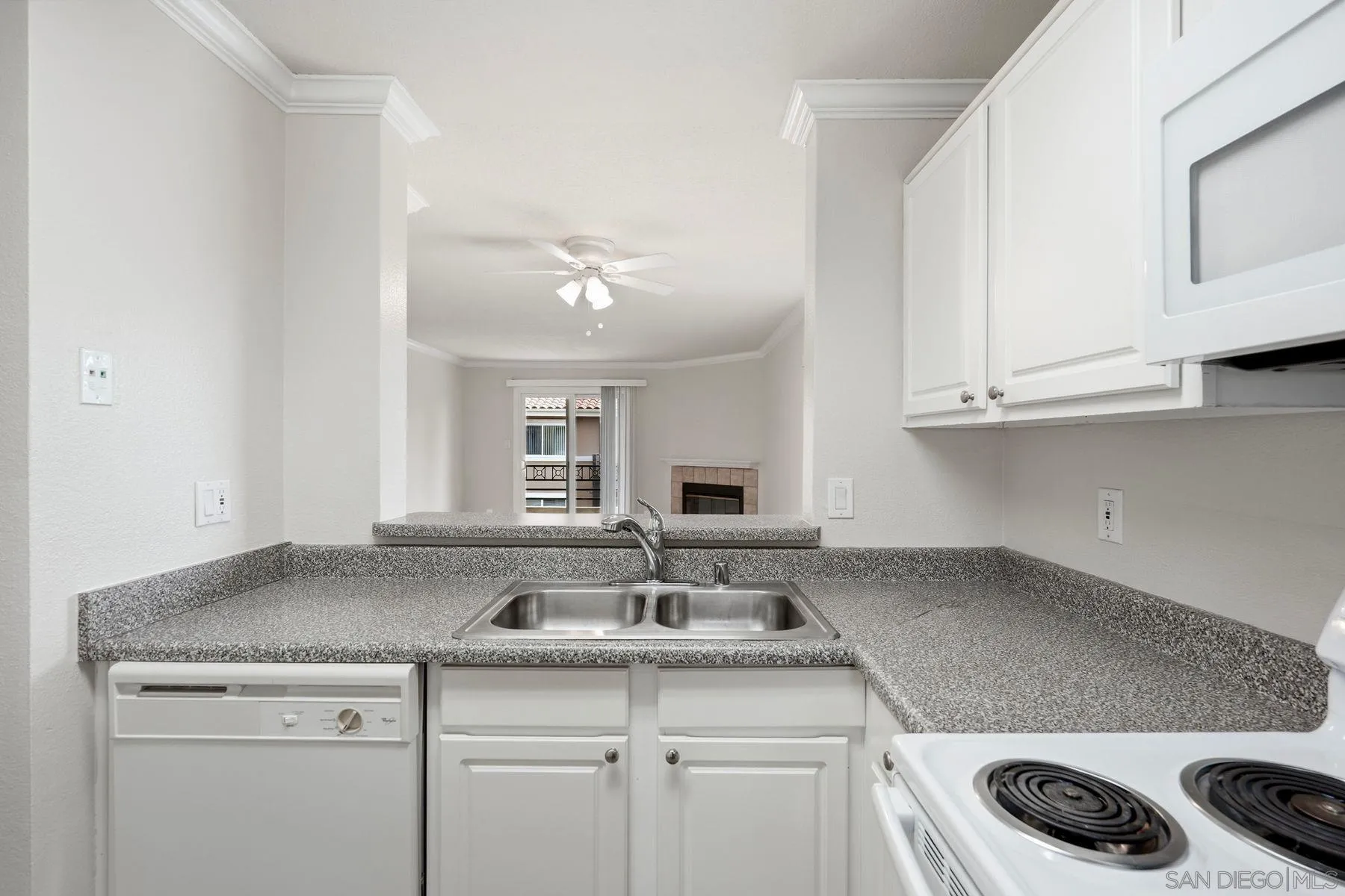 Photo #9: 260016039 Listing: Photo #9