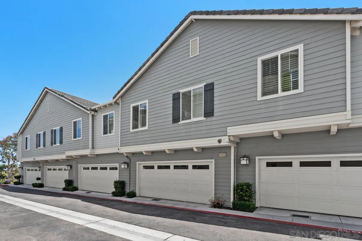 Photo #17: 260016040 Listing: Photo #17
