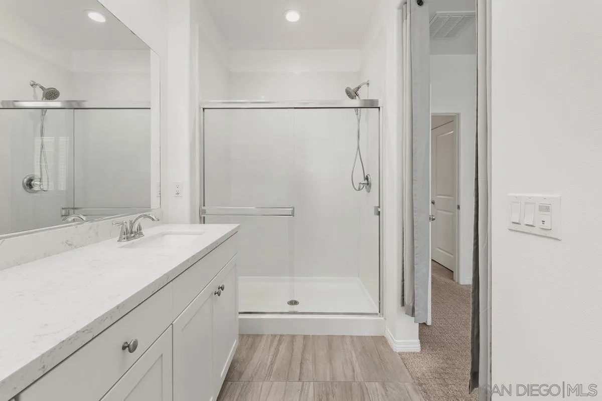 Photo #11: 260016040 Listing: Photo #11