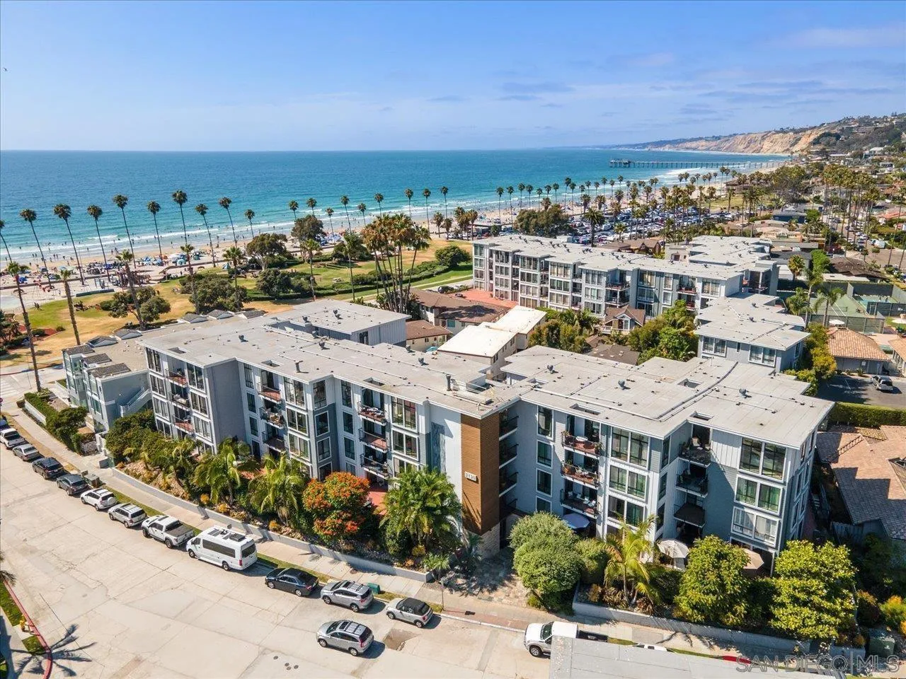 La Jolla, CA 92037