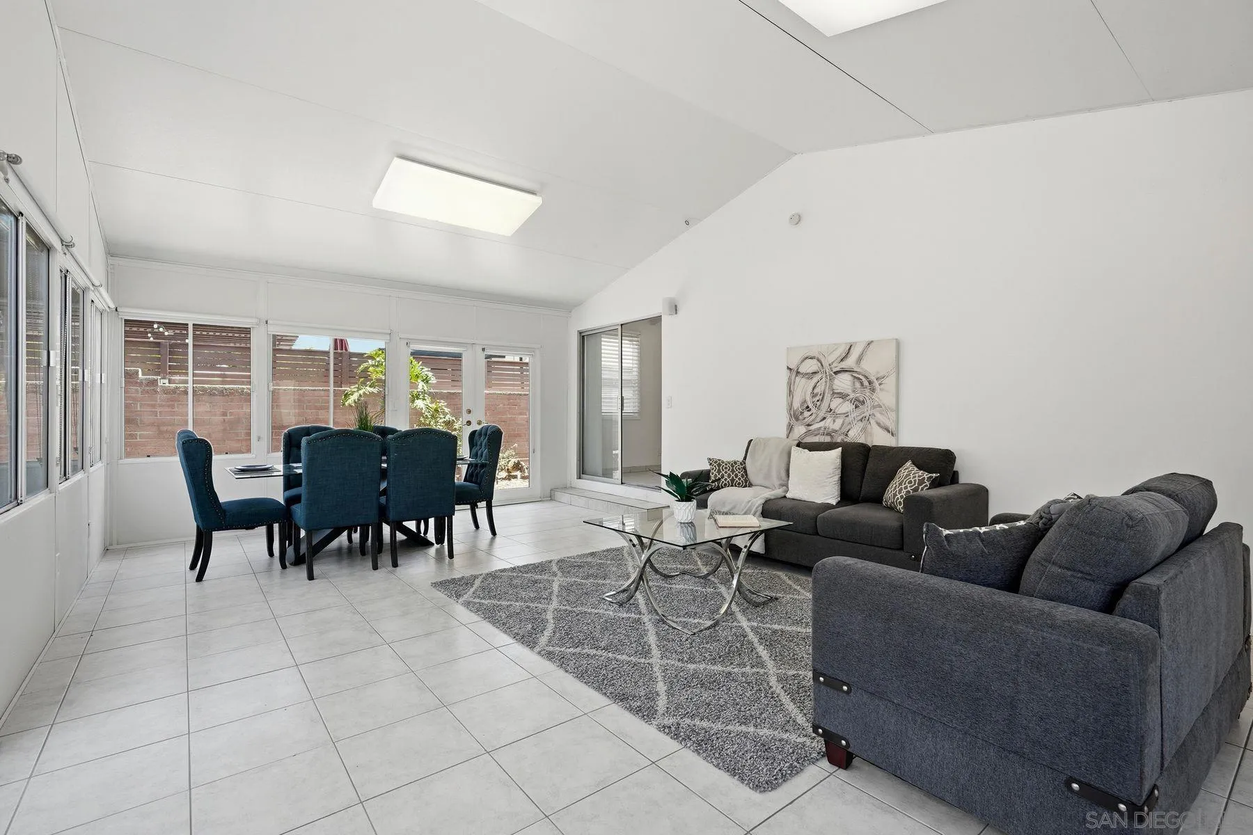 https://cdn.realtyfeed.com/cdn/127/260016042/51ad02dcdaf77f4cdd4dabeeb6c1f886.webp