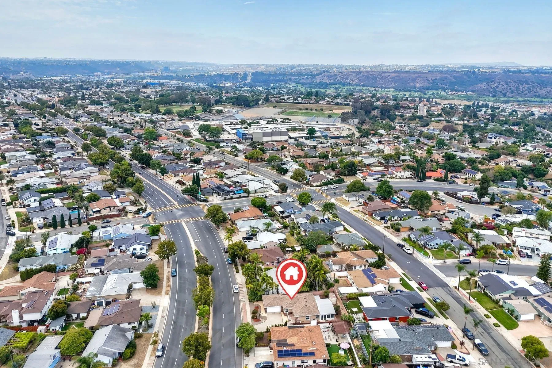https://cdn.realtyfeed.com/cdn/127/260016042/88b7cd7214d5ddf72ce5711fdcb0f7e5.webp