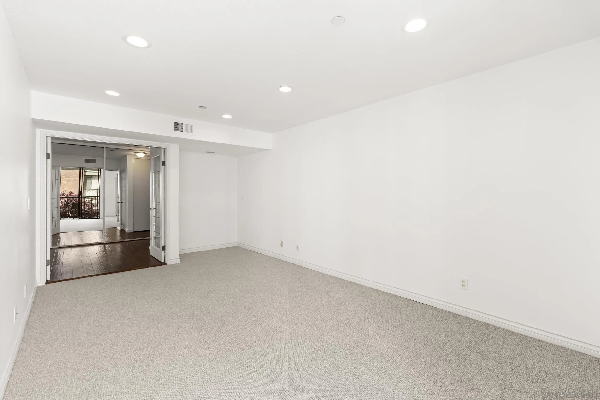 Photo #22: 260016043 Listing: Photo #22