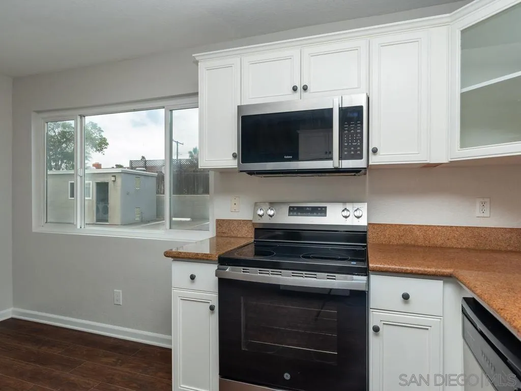 Photo #11: 260016063 Listing: Photo #11
