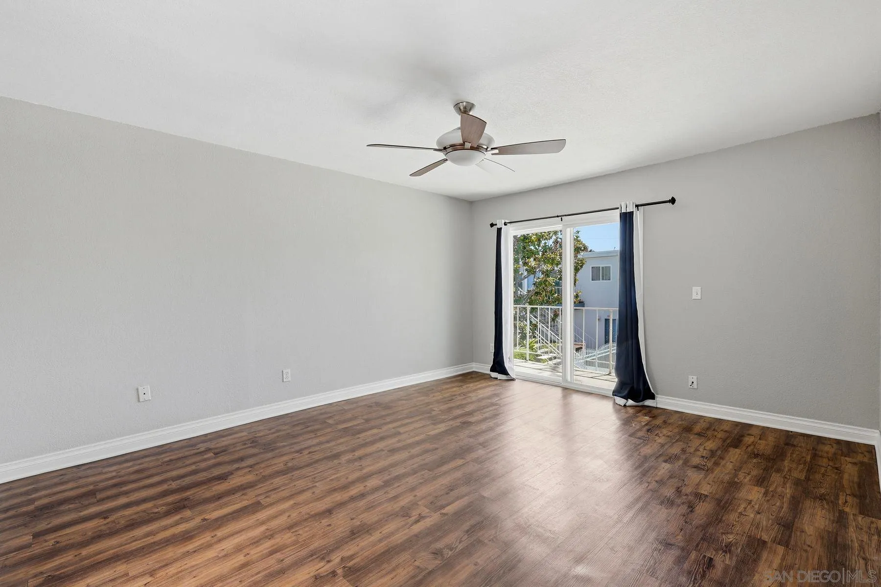 https://cdn.realtyfeed.com/cdn/127/260016066/00dc86f55027331736a63c287590a3e1.webp