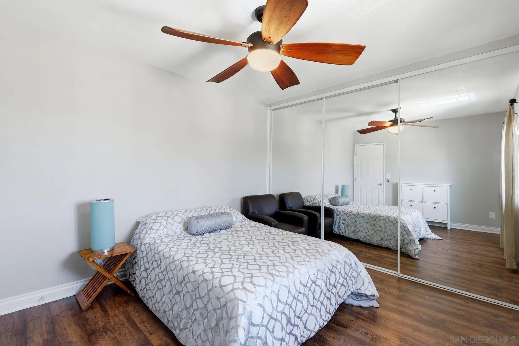 https://cdn.realtyfeed.com/cdn/127/260016066/878c3035b5aaf77d1238ca4d9c1d31c8.webp