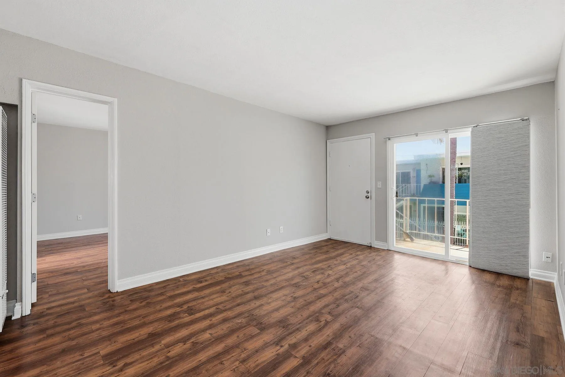 https://cdn.realtyfeed.com/cdn/127/260016066/a4e90a6f805033188308c2c6dbd5b036.webp