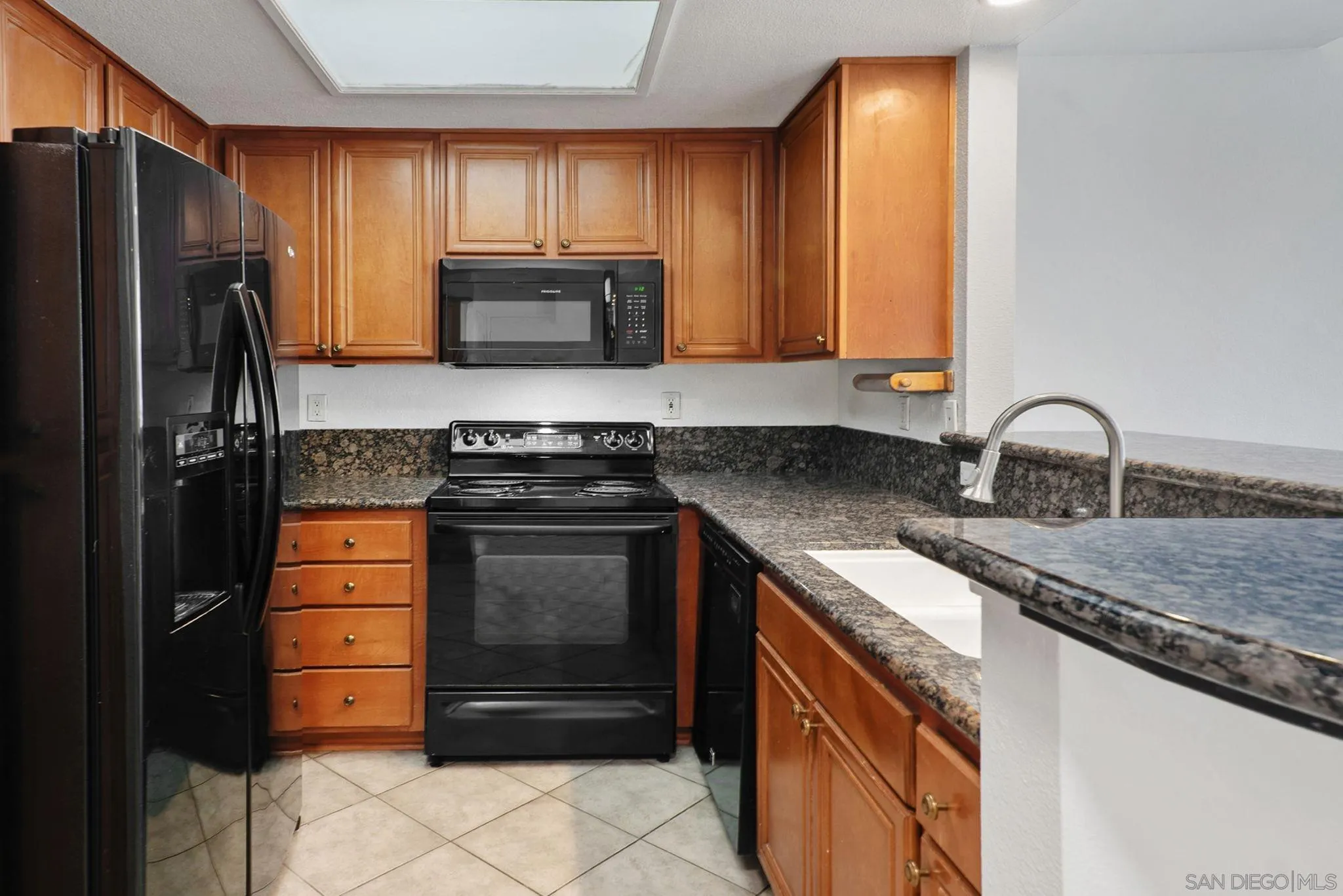 Photo #7: 260016067 Listing: Photo #7