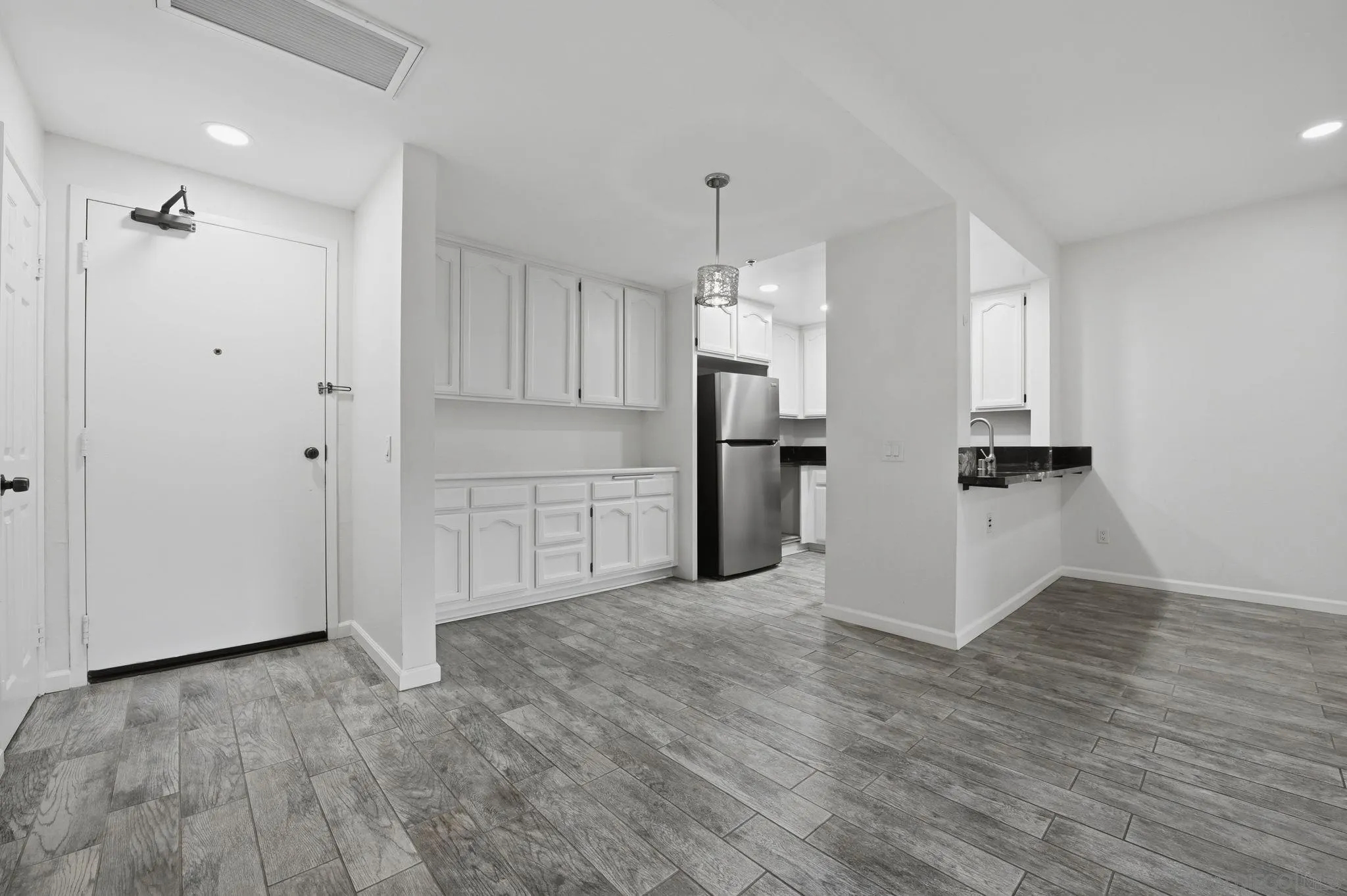 Photo #11: 260016069 Listing: Photo #11