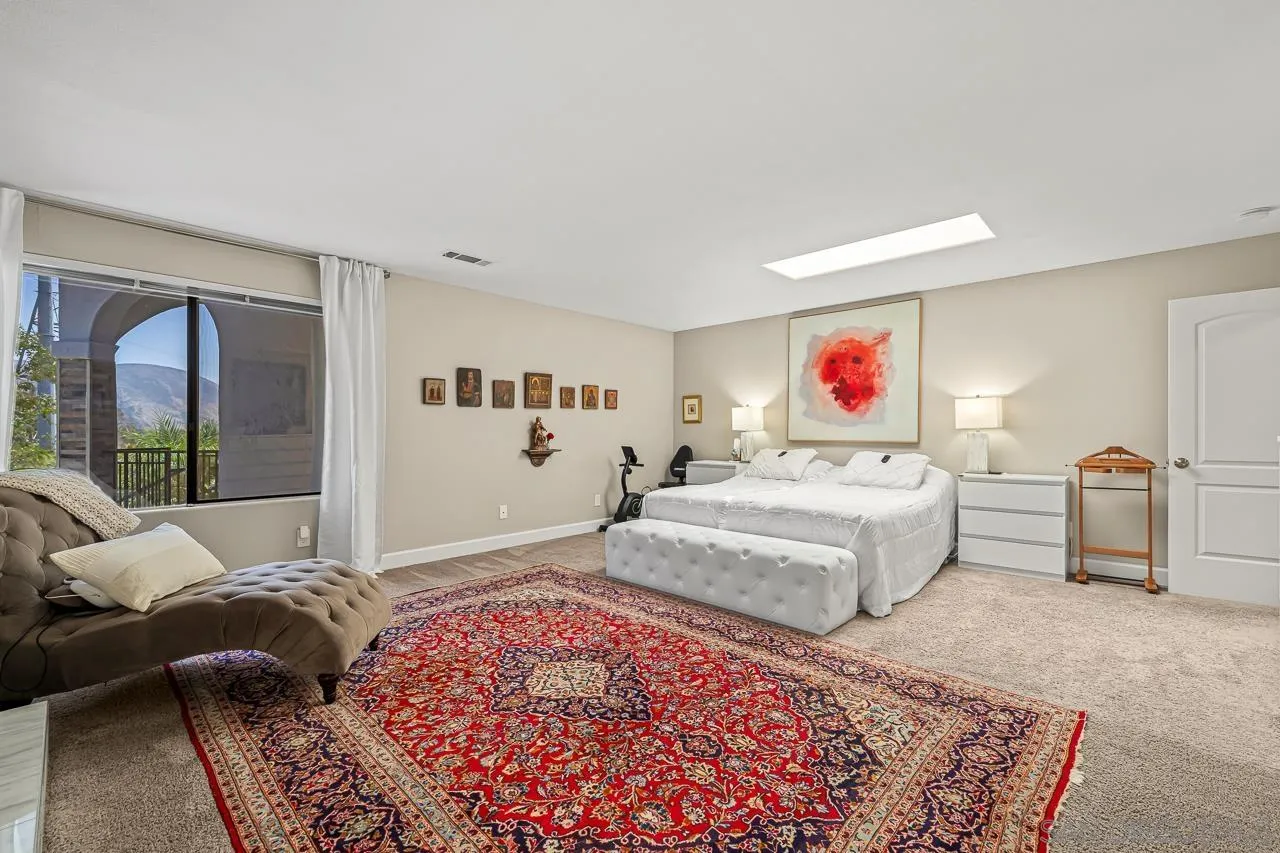 https://cdn.realtyfeed.com/cdn/127/260016070/343220142916ff11b8fb04d990b27a20.webp