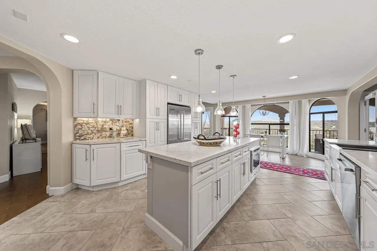 https://cdn.realtyfeed.com/cdn/127/260016070/496f2a211591da34e06acea36a417264.webp