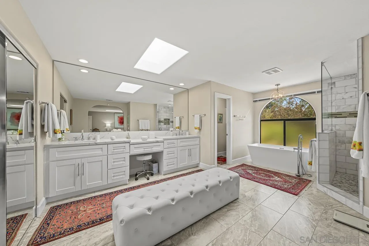 https://cdn.realtyfeed.com/cdn/127/260016070/519c31aa141e876517f12eb4a2be9769.webp