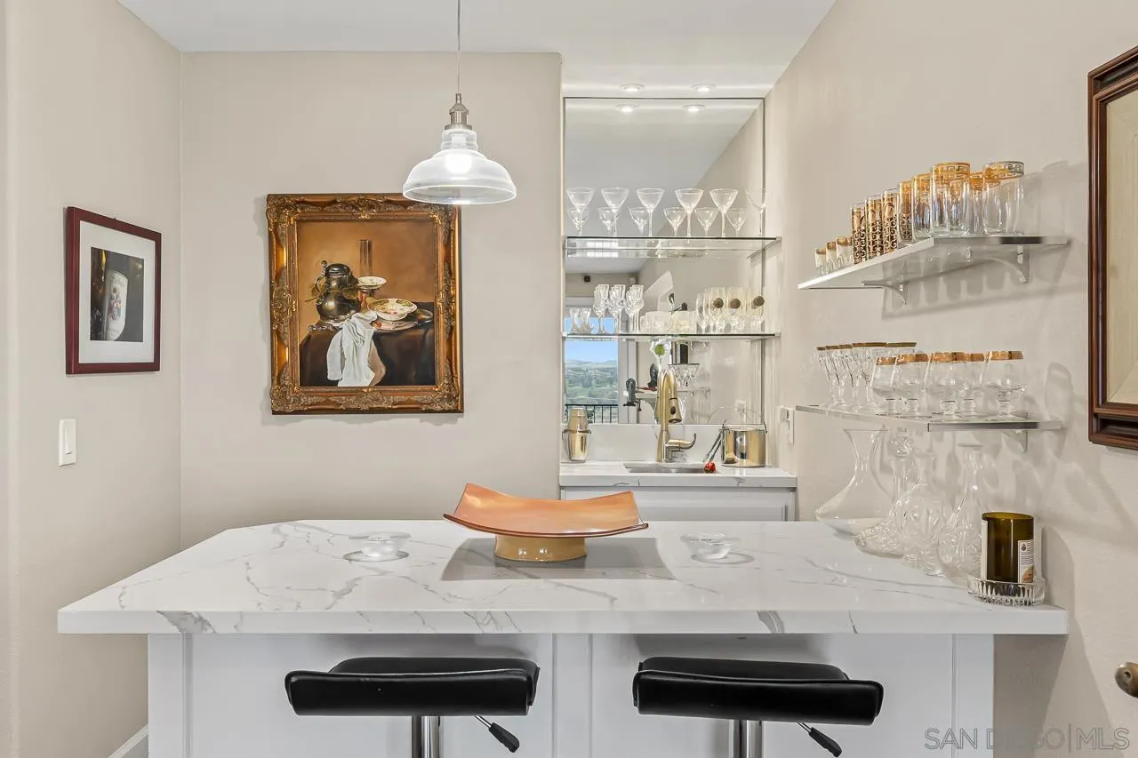 https://cdn.realtyfeed.com/cdn/127/260016070/87b3a64da4d1b265432f194e459160d9.webp