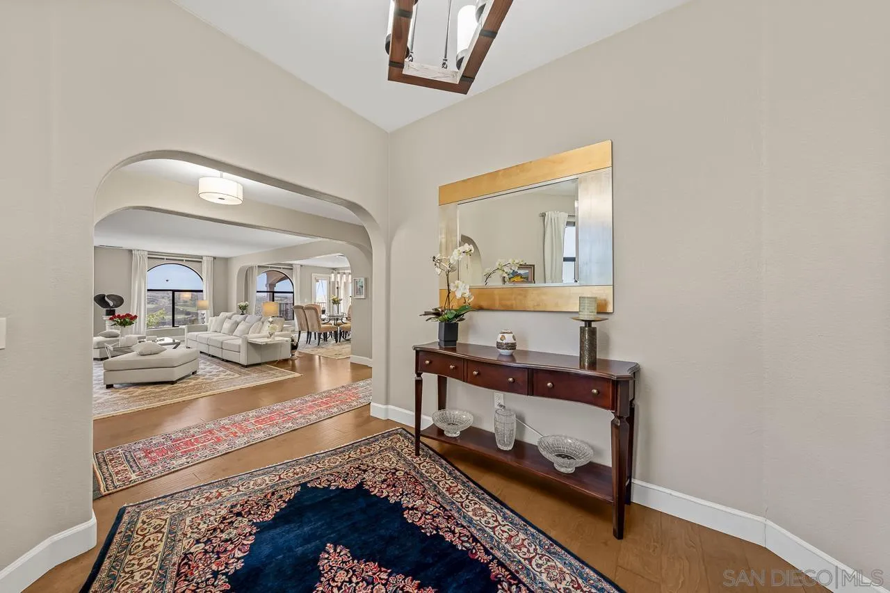 7087 Rancho Santa Fe View Ct., Rancho Santa Fe, CA 92067 - Photo 5 of 56, Rancho Santa Fe, CA