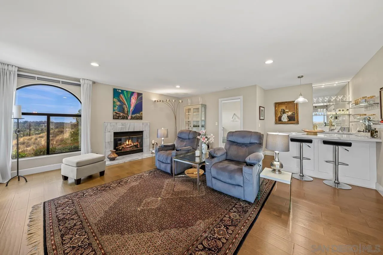 https://cdn.realtyfeed.com/cdn/127/260016070/a88913f97a4094f1c3732aa28ab16542.webp