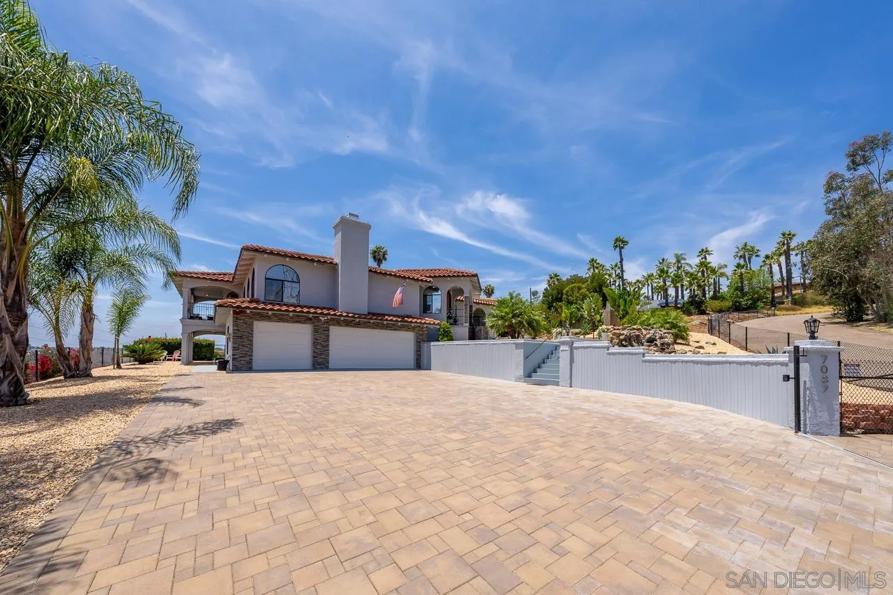7087 Rancho Santa Fe View Ct., Rancho Santa Fe, CA 92067 - Photo 2 of 56, Rancho Santa Fe, CA