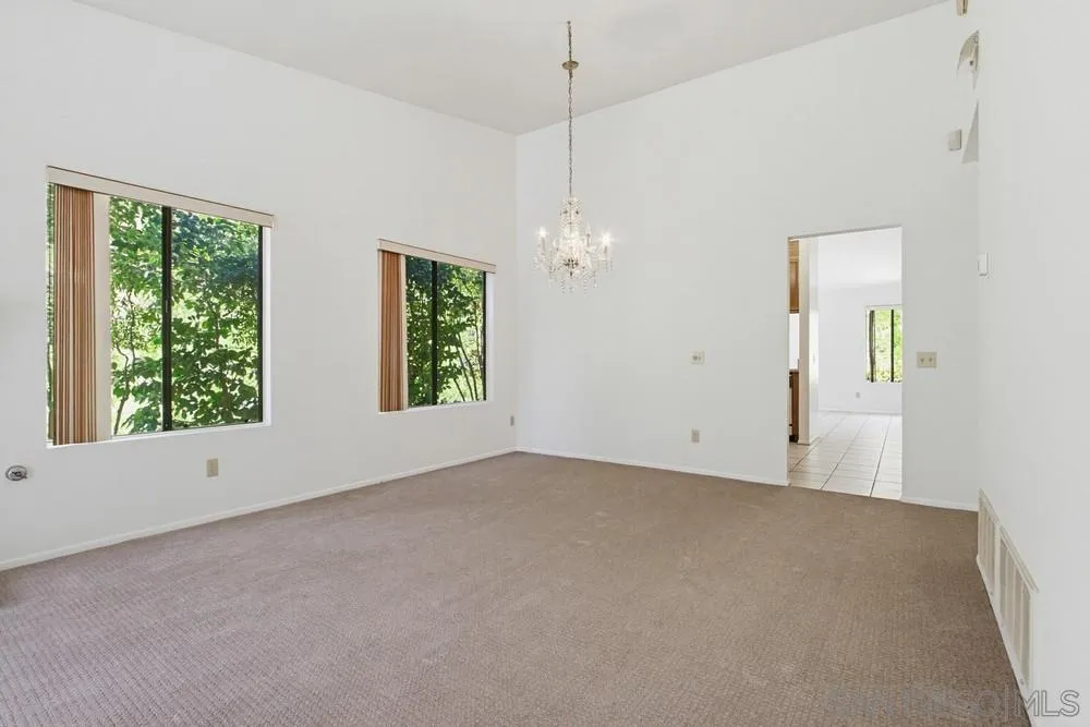 Photo #12: 260016072 Listing: Photo #12