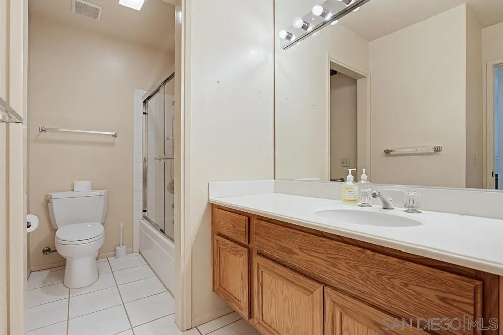 Photo #41: 260016072 Listing: Photo #41