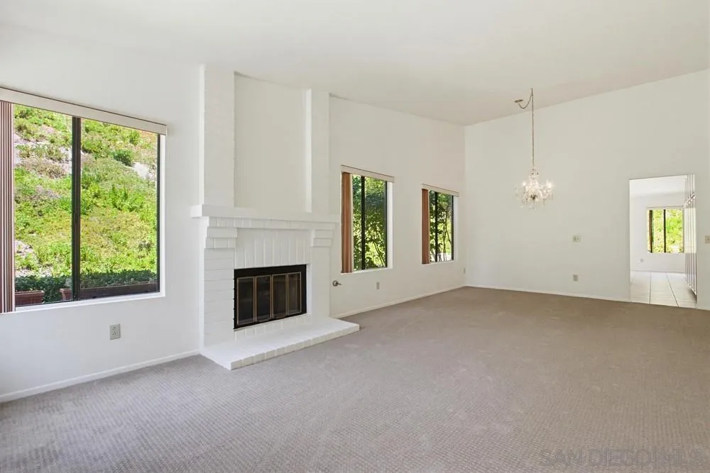 Photo #7: 260016072 Listing: Photo #7