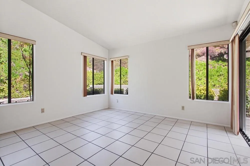 Photo #24: 260016072 Listing: Photo #24