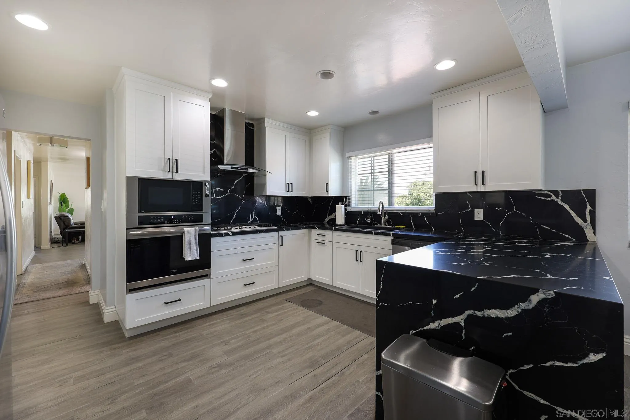 1840 Locust St, San Diego, CA 92106 - Photo 2 of 33, San Diego, CA