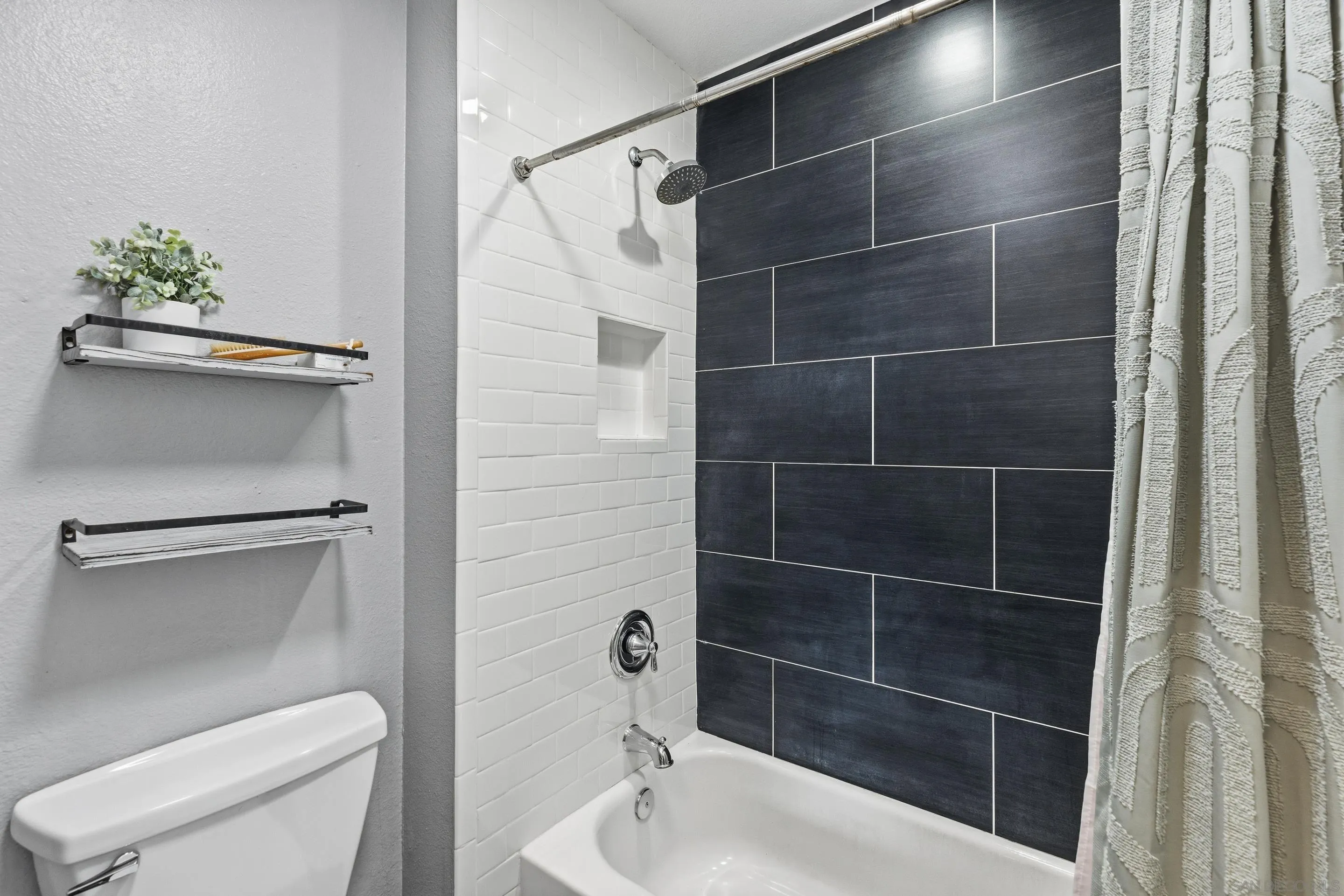 Photo #15: 260016085 Listing: Photo #15