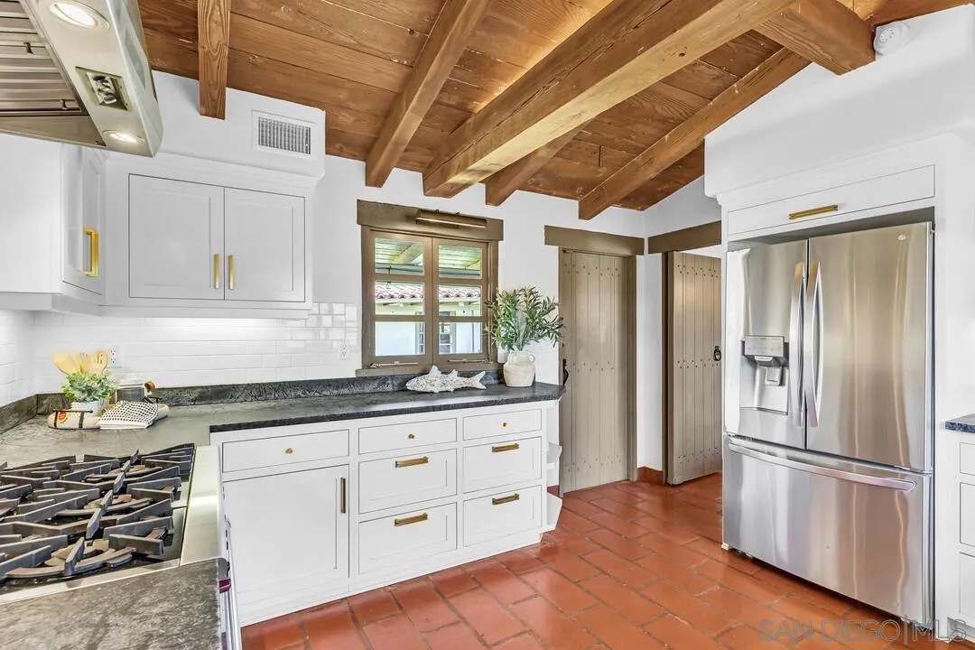 200 Palm Avenue, Coronado, CA 92118 - Photo 5 of 38, Coronado, CA