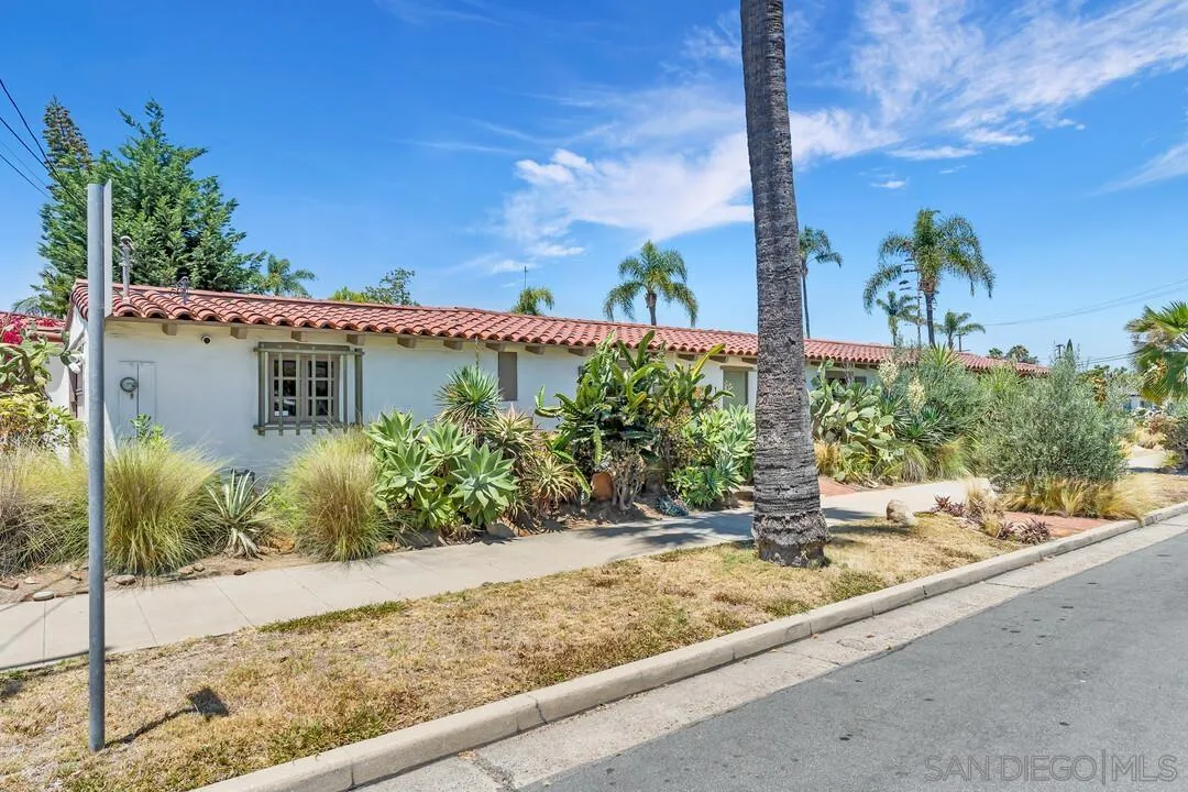 200 Palm Avenue, Coronado, CA 92118 - Photo 2 of 38, Coronado, CA