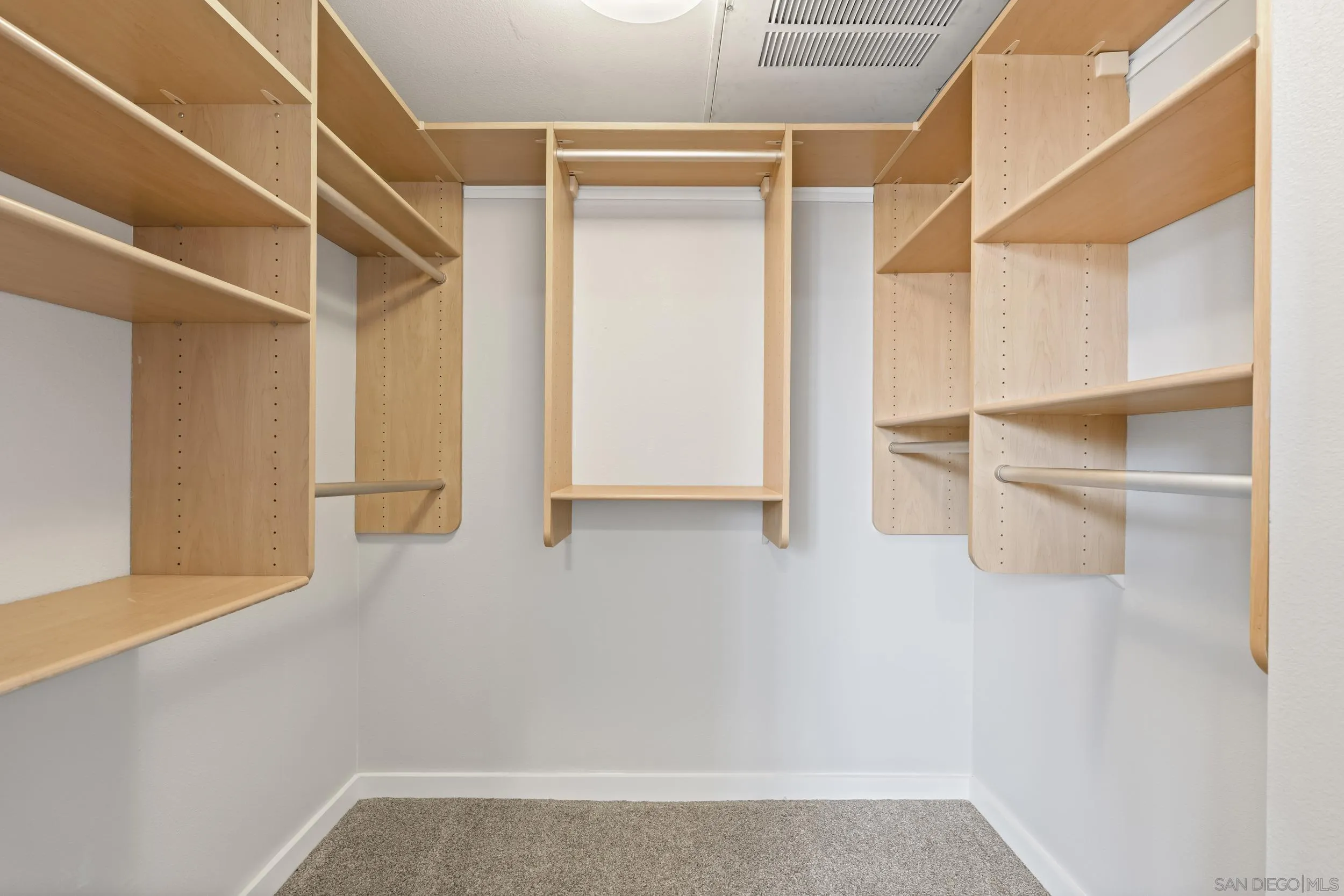 Photo #14: 260016089 Listing: Photo #14