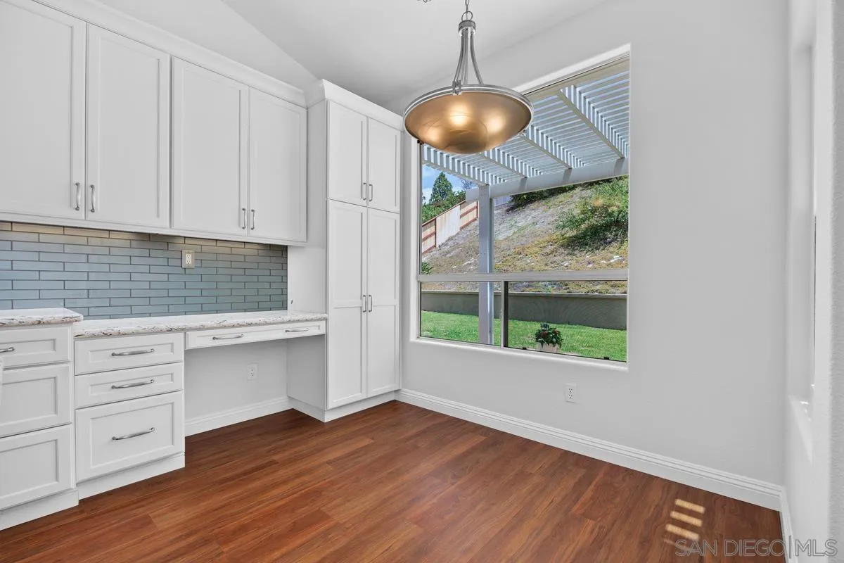 https://cdn.realtyfeed.com/cdn/127/260016090/79a1fe0fa9e1db926b04fa8ed80e6479.webp
