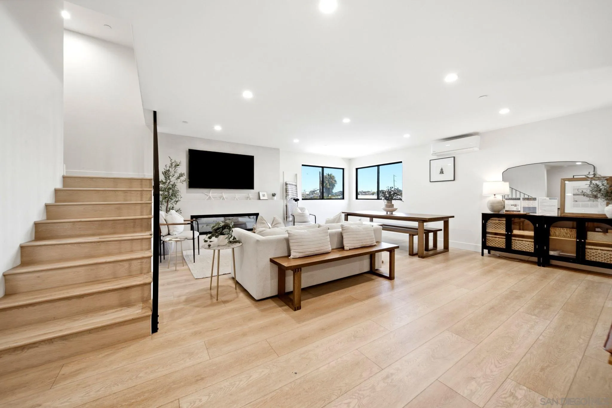 Photo #8: 260016098 Listing: Photo #8