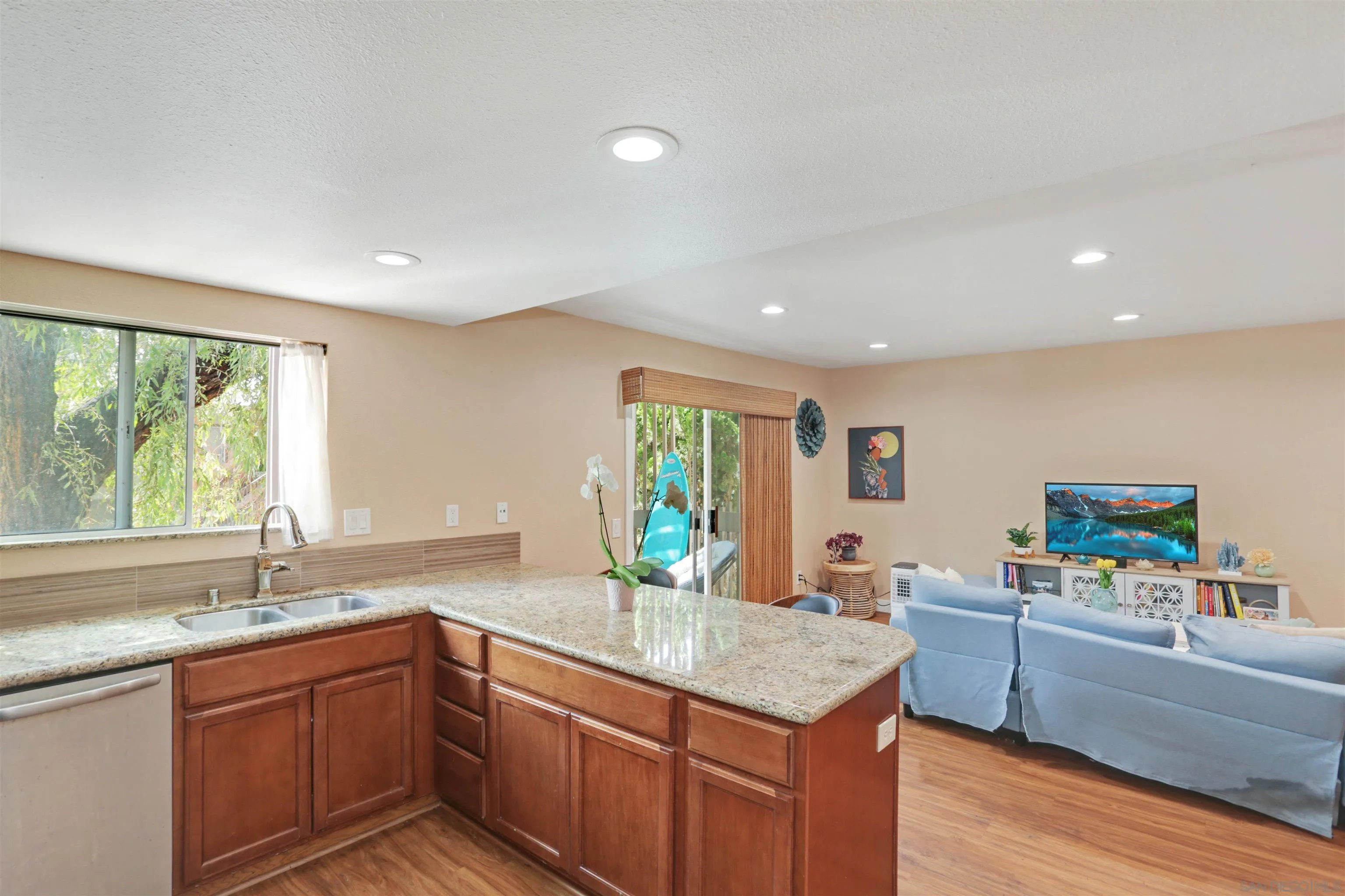 Photo #14: 260016099 Listing: Photo #14