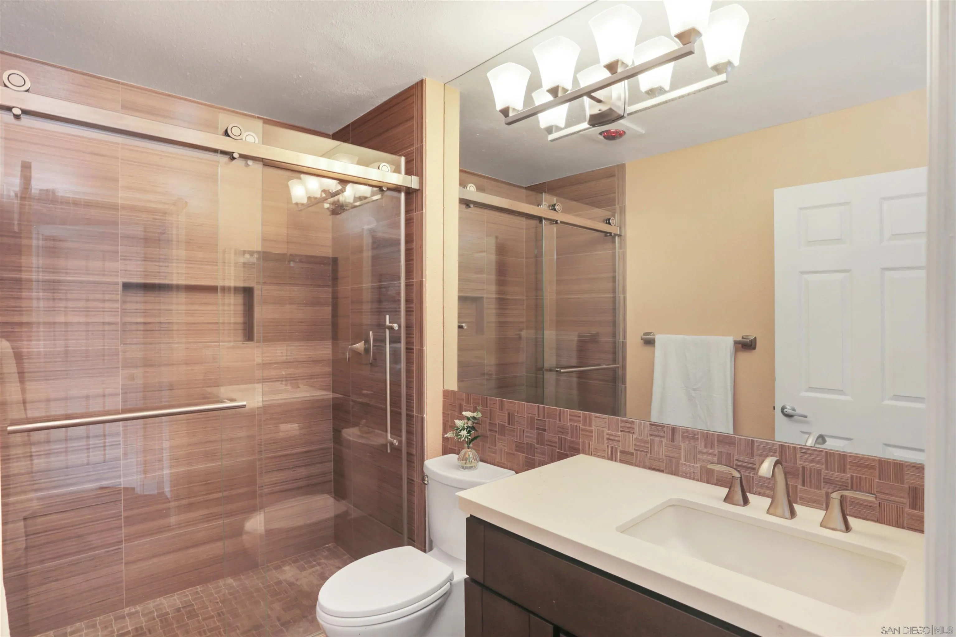 Photo #23: 260016099 Listing: Photo #23