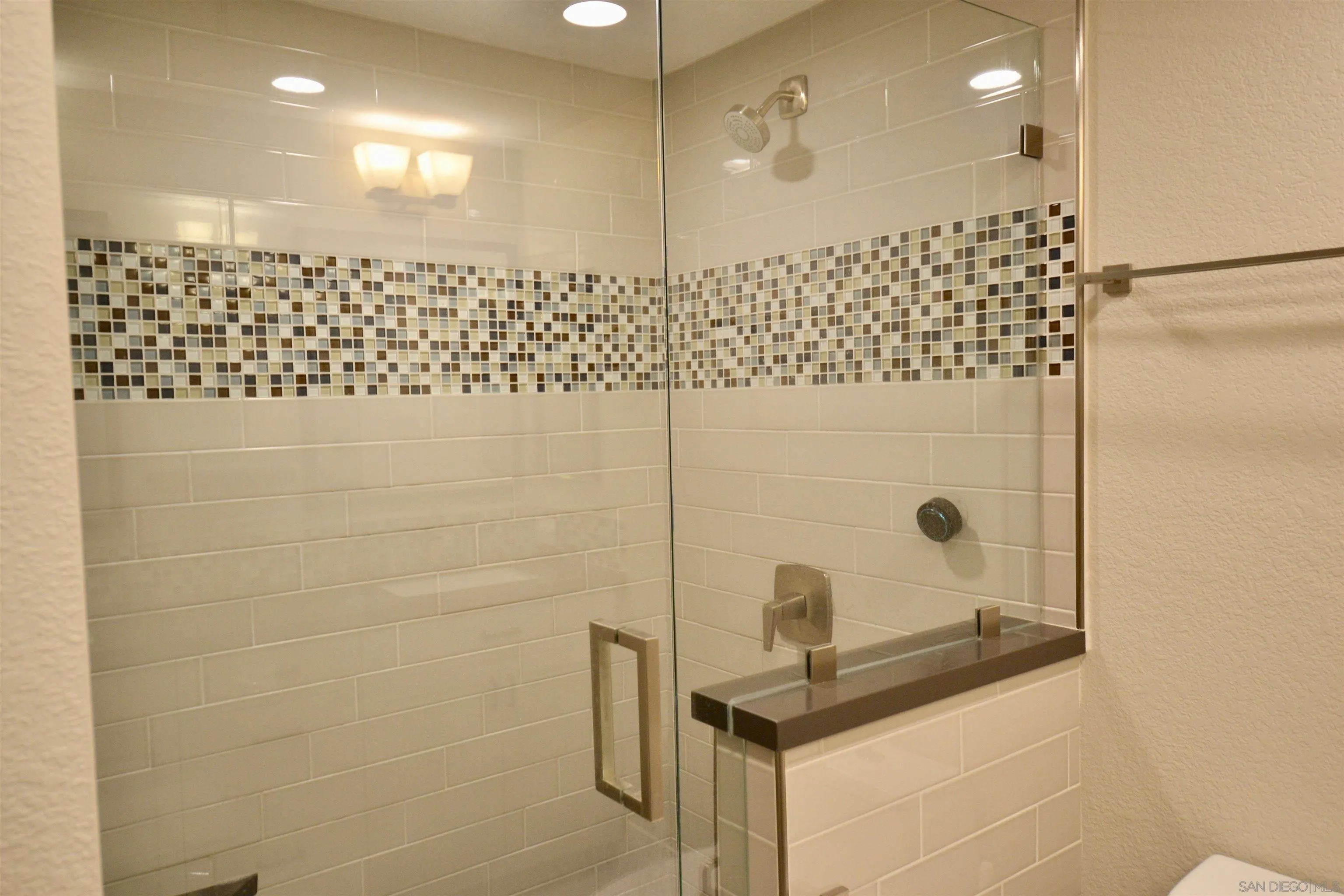 https://cdn.realtyfeed.com/cdn/127/260016102/15db13ffbf9c30cbc9cd5c95c74fc99d.webp