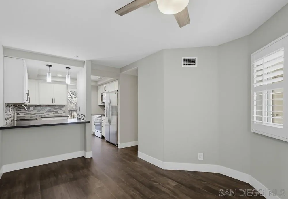 https://cdn.realtyfeed.com/cdn/127/260016102/3ecef789206dc5ef56ad36b42762ae17.webp