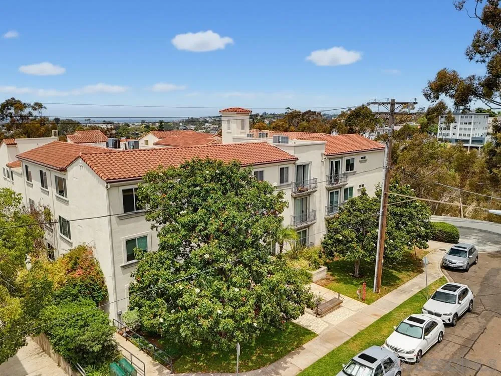 https://cdn.realtyfeed.com/cdn/127/260016102/7537a306043b6d085cd6b267155c61e1.webp