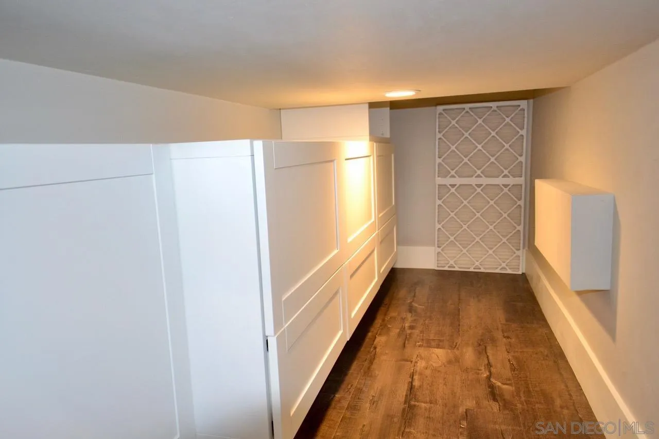 https://cdn.realtyfeed.com/cdn/127/260016102/88a77f6125b5a871eef21c4d11c472ae.webp