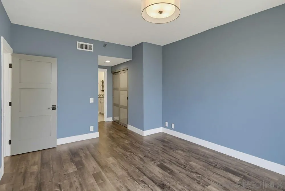 https://cdn.realtyfeed.com/cdn/127/260016102/9fcd1c89368c1f663609544ec54e095c.webp