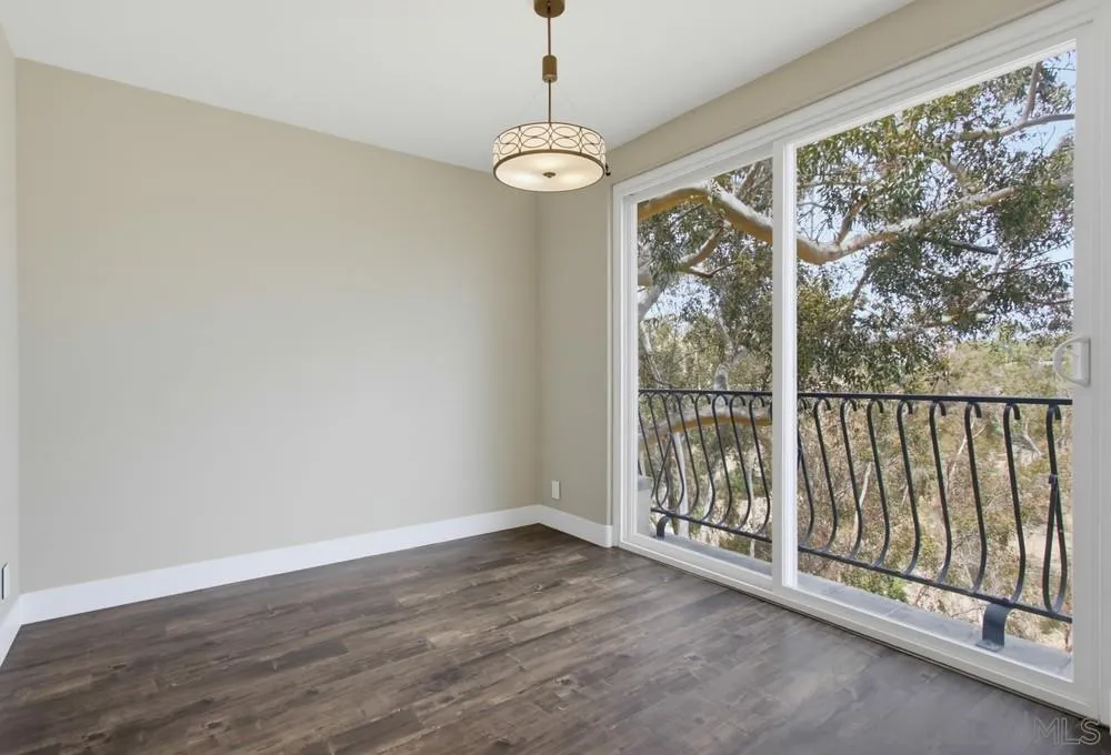 https://cdn.realtyfeed.com/cdn/127/260016102/ca1a9903ae467407d6646087c11d341f.webp