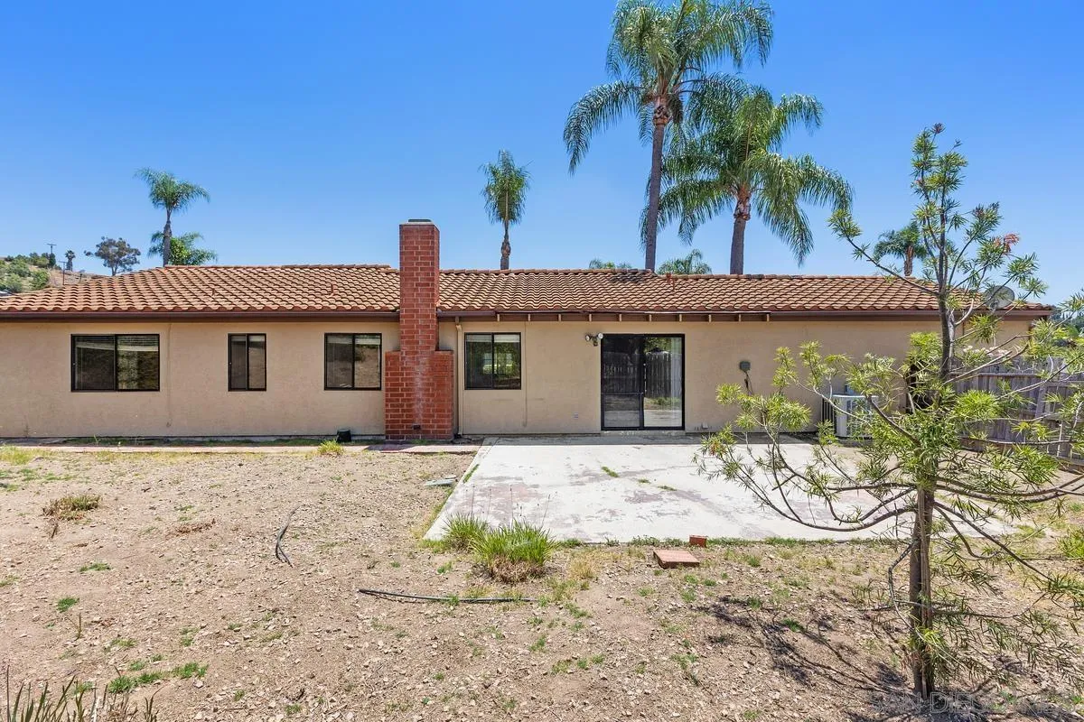 https://cdn.realtyfeed.com/cdn/127/260016103/149c06a4f025810bd2b9921b0f2e10f5.webp