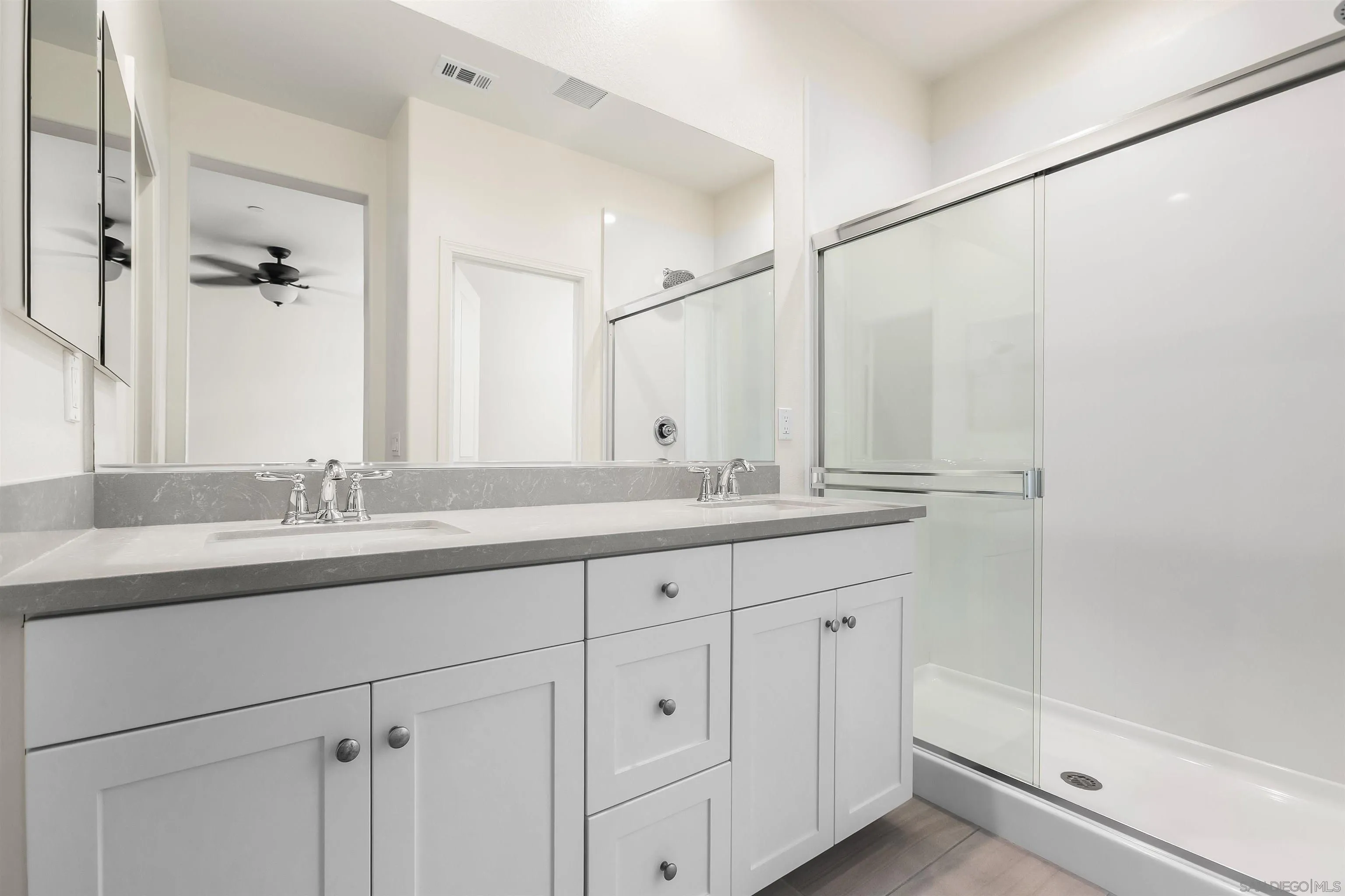 Photo #15: 260016107 Listing: Photo #15