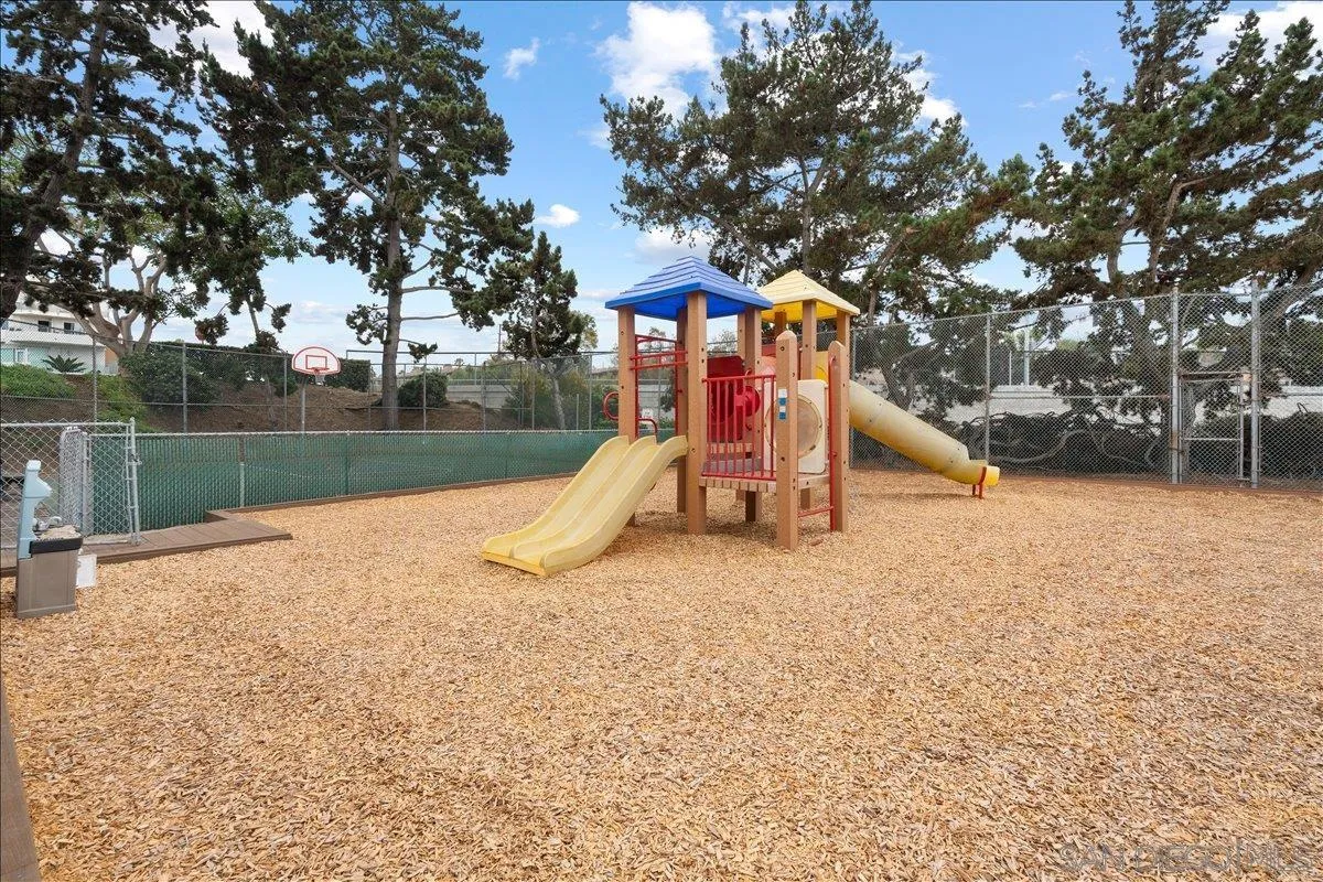 Photo #22: 260016108 Listing: Photo #22