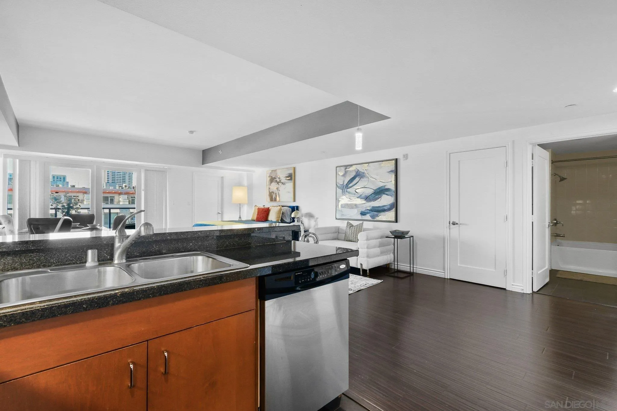 Photo #8: 260016109 Listing: Photo #8