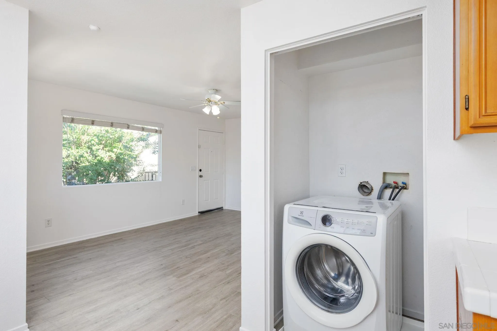 Photo #9: 260016113 Listing: Photo #9
