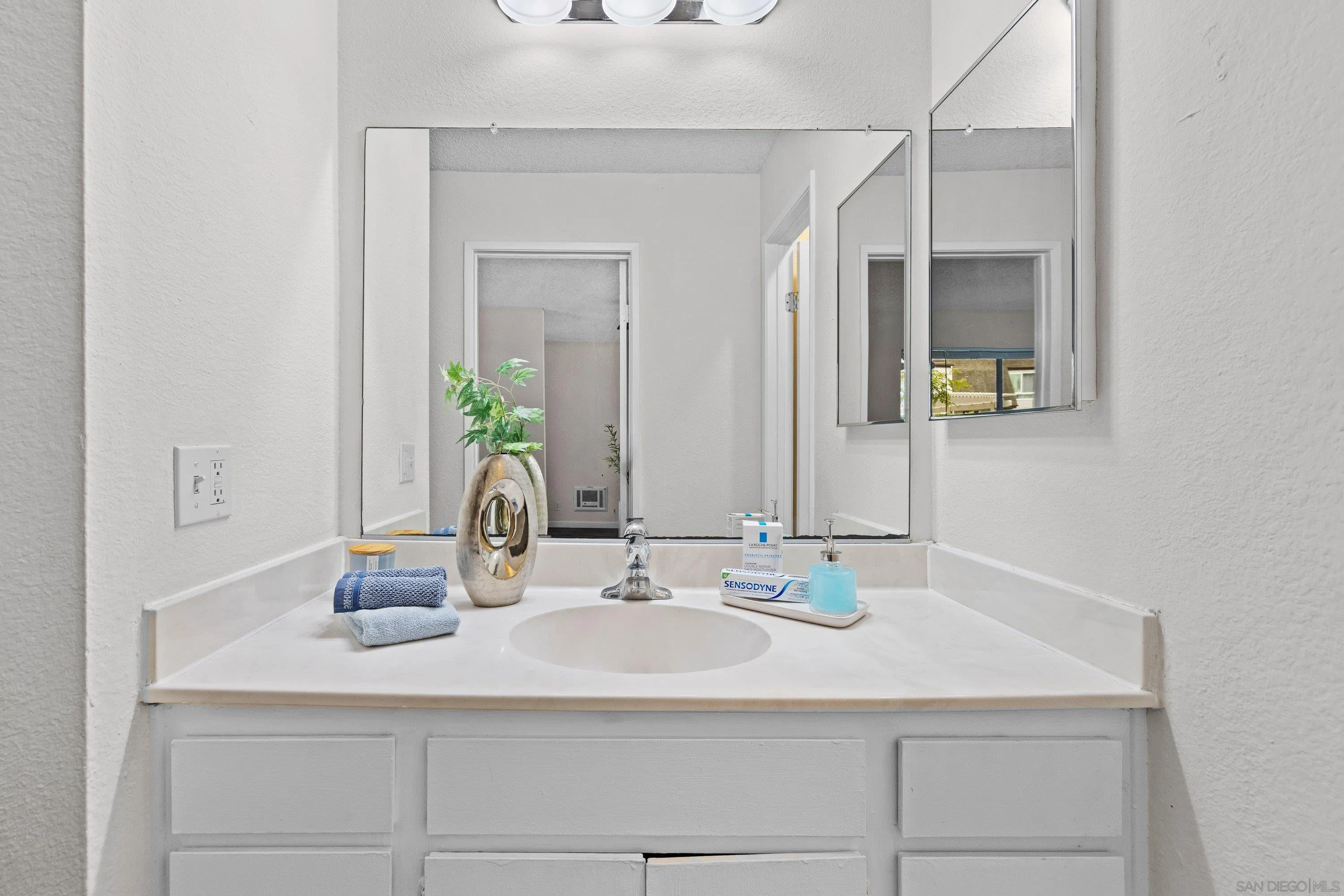 Photo #19: 260016114 Listing: Photo #19