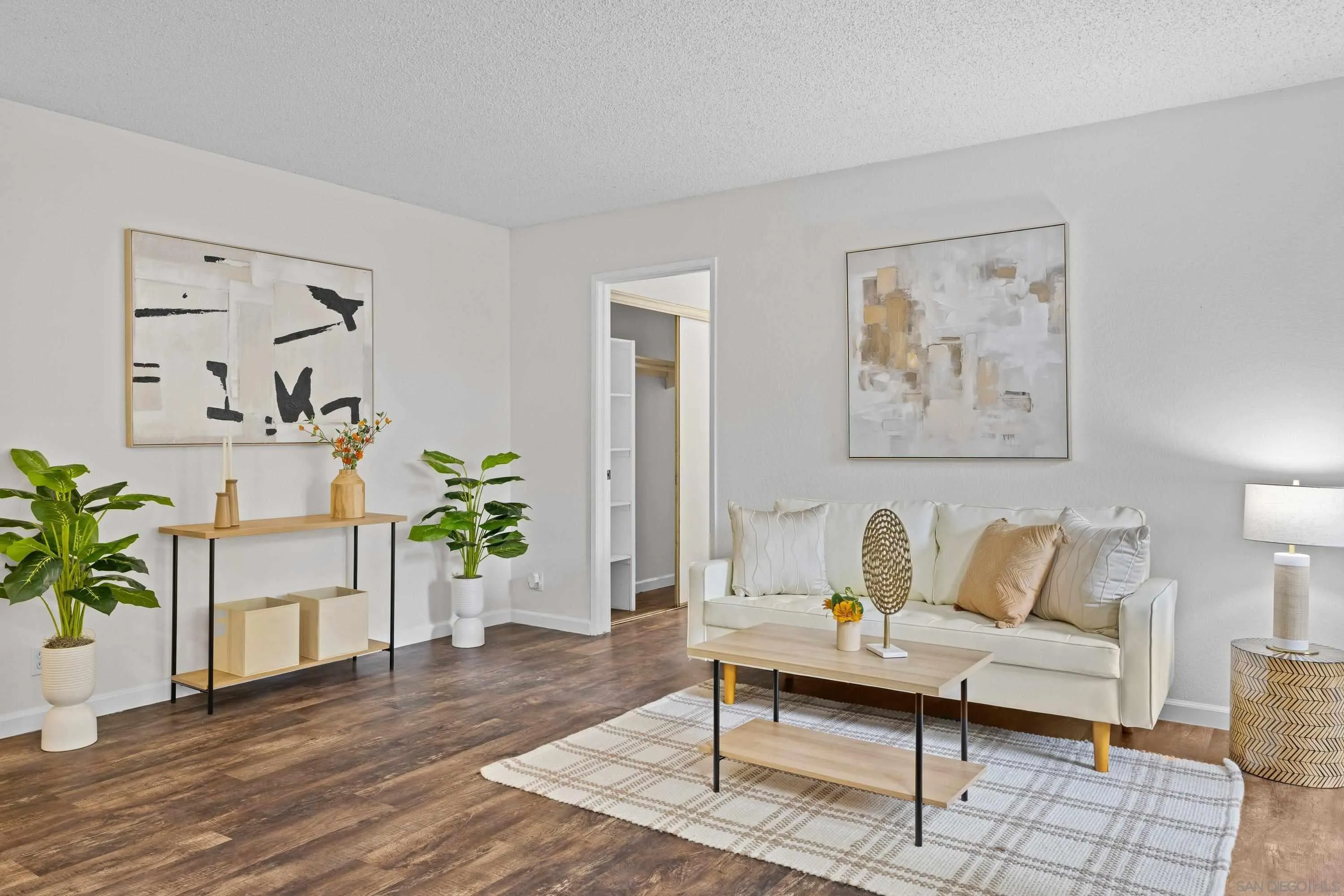 Photo #6: 260016114 Listing: Photo #6