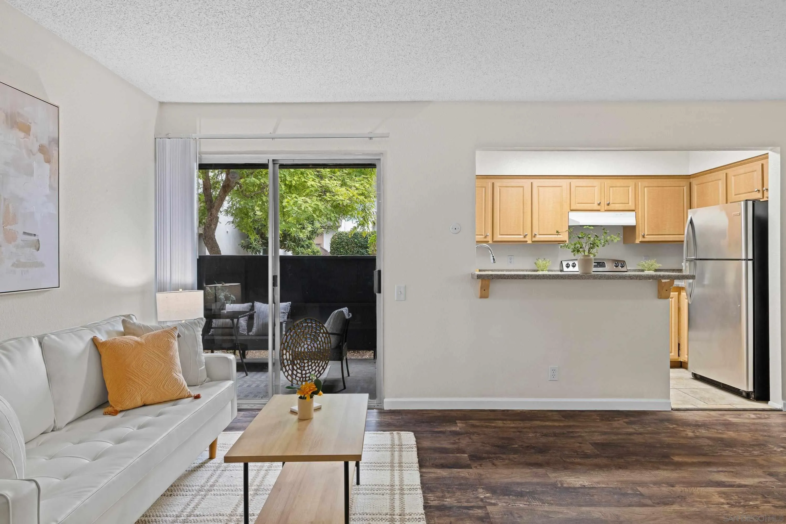 Photo #7: 260016114 Listing: Photo #7