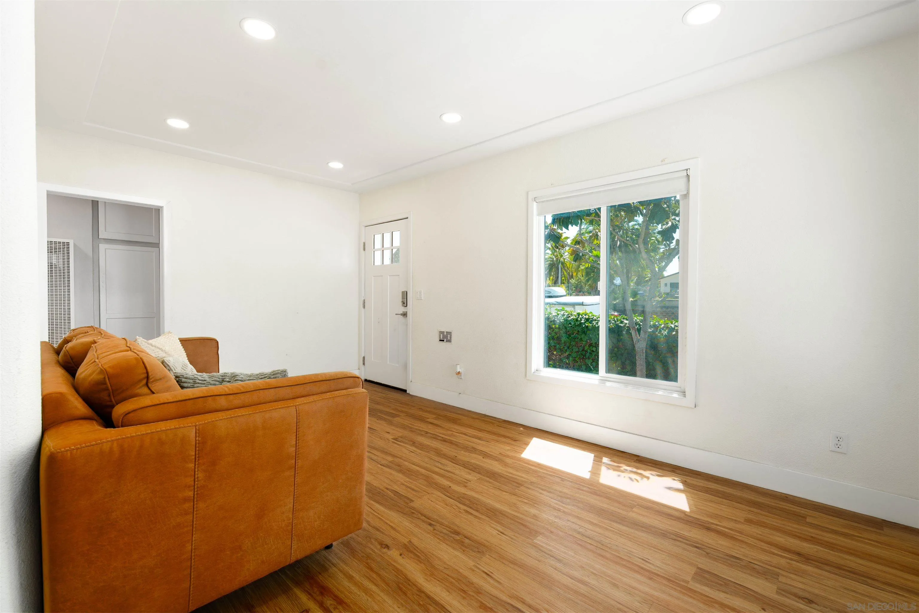 https://cdn.realtyfeed.com/cdn/127/260016120/0b73ef903fb28e3ffa50926d4e99850c.webp
