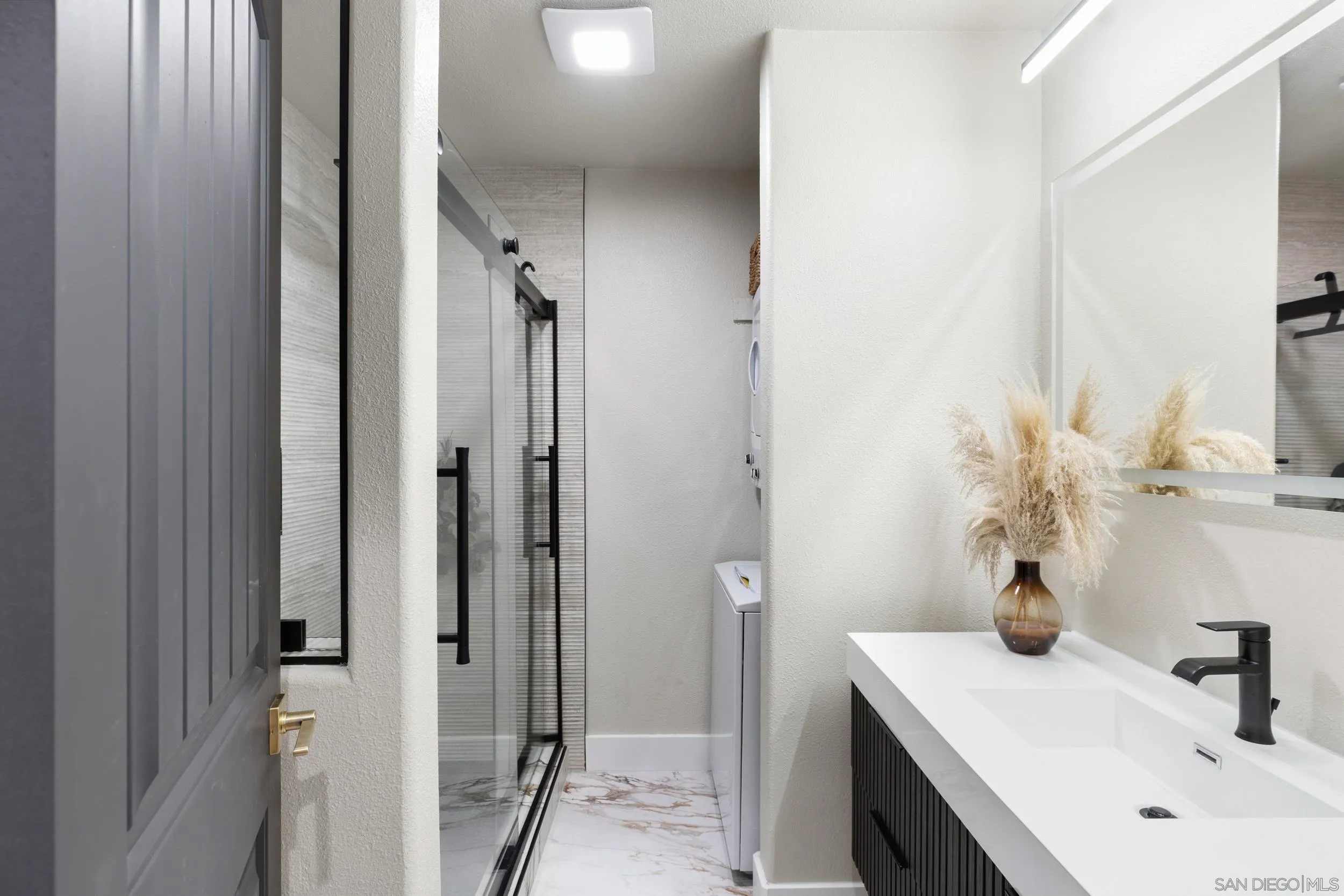 1460 Seacoast, Imperial Beach, CA 91932 - Photo 4 of 10, Imperial Beach, CA